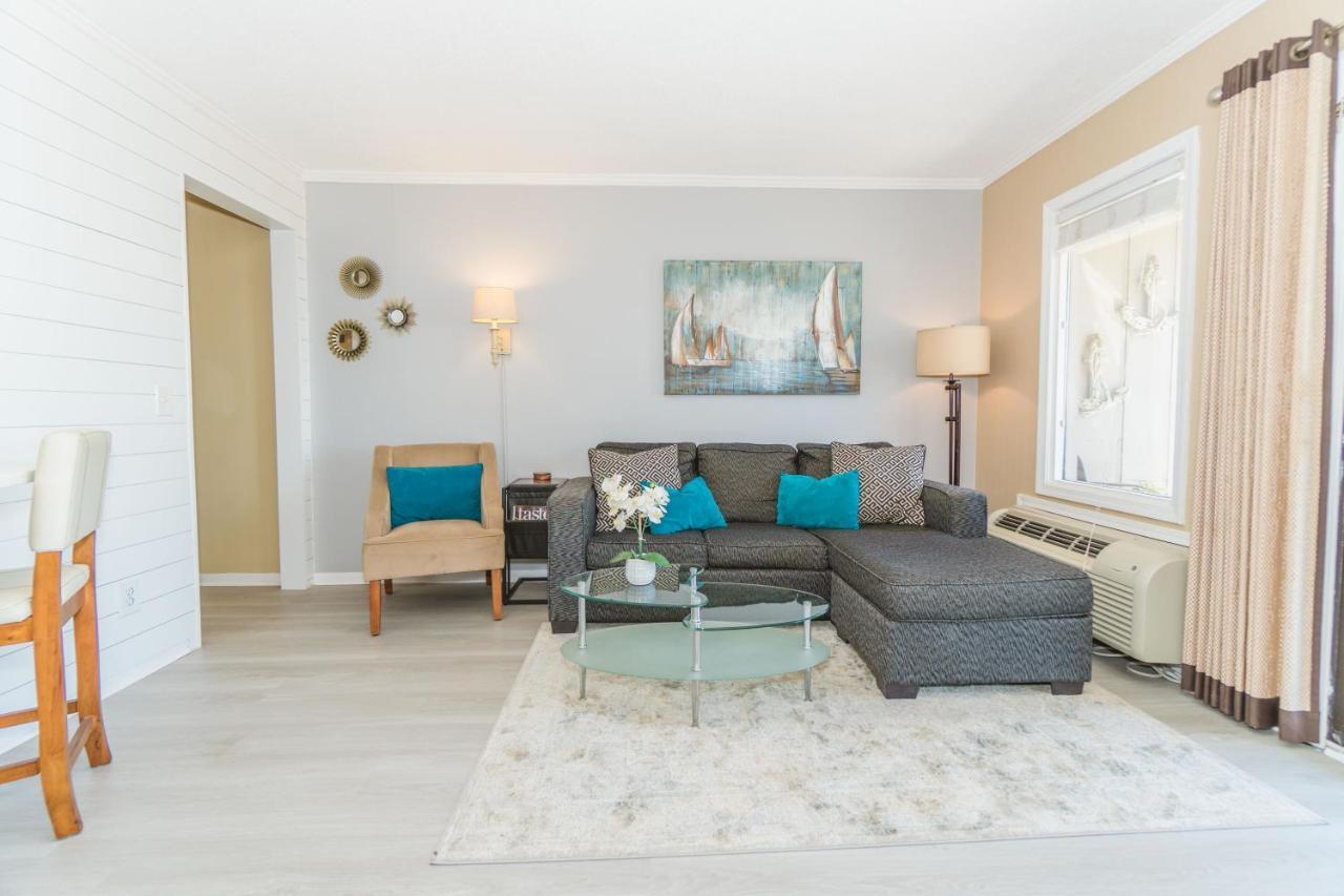 Stunning Views!!-Oceanfront Villa-Heated Pool-Private Balcony-Tiki Bar-Walk To Coligny Plaza Hilton Head Island Exterior foto
